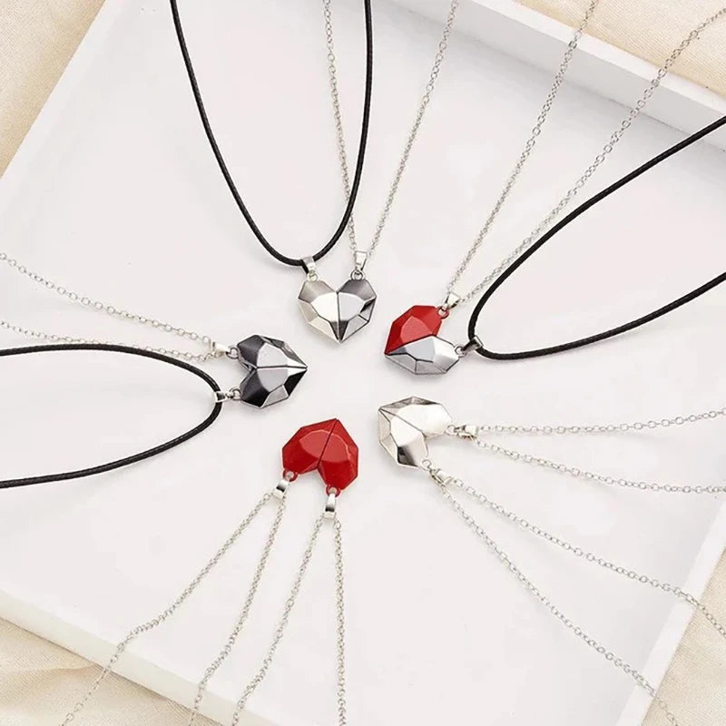 Elegant Magnetic Heart Pendant Necklace – Trendy Couple’s Jewelry for Men & Women(2 Pcs)
