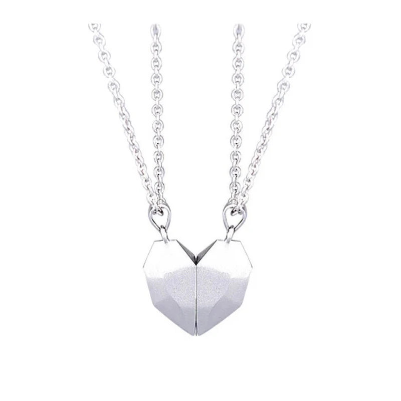 Elegant Magnetic Heart Pendant Necklace – Trendy Couple’s Jewelry for Men & Women(2 Pcs)
