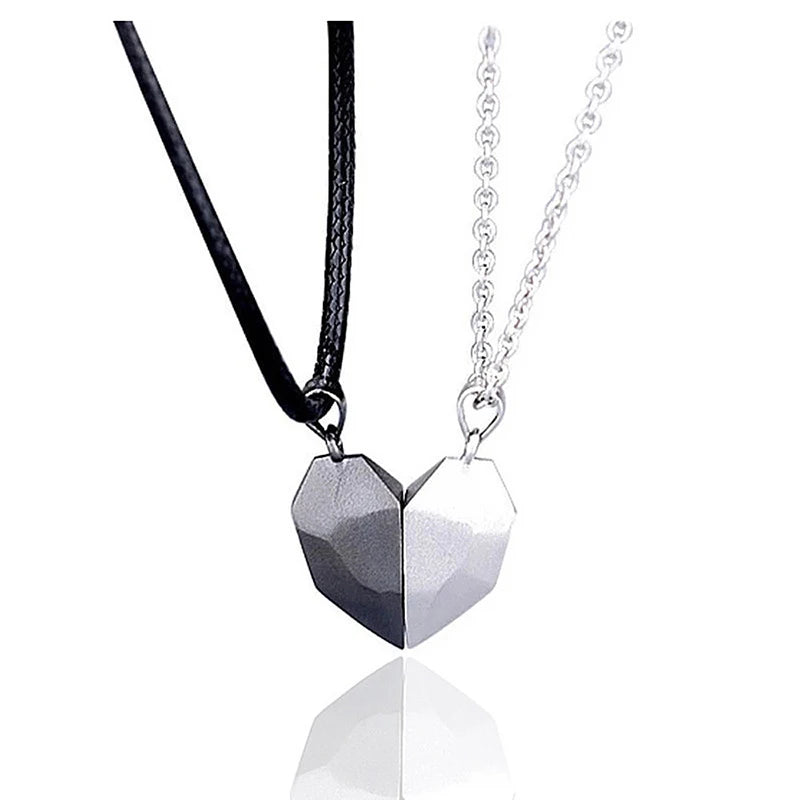 Elegant Magnetic Heart Pendant Necklace – Trendy Couple’s Jewelry for Men & Women(2 Pcs)
